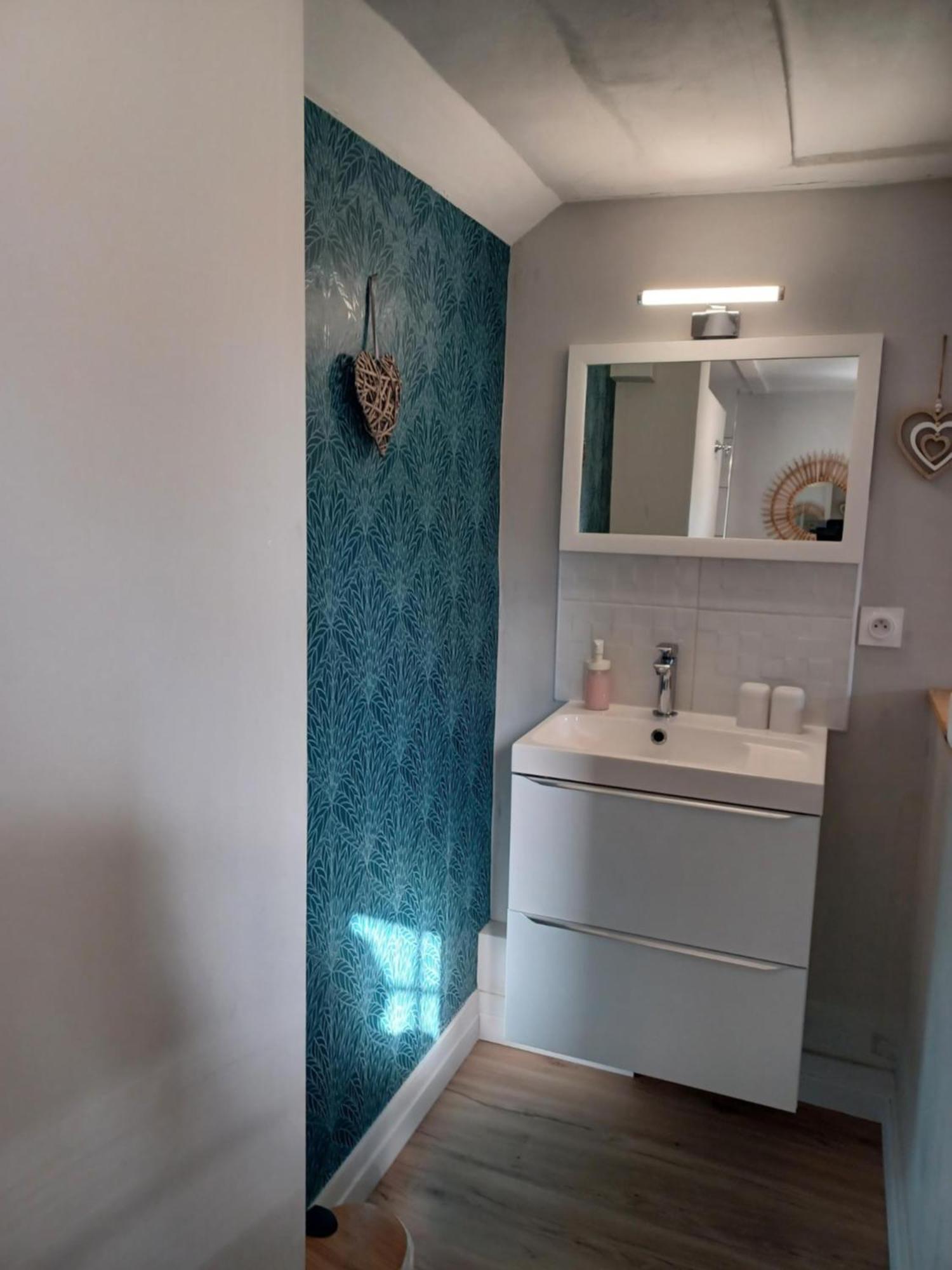 Les Pommiers Bed & Breakfast Honfleur Bagian luar foto